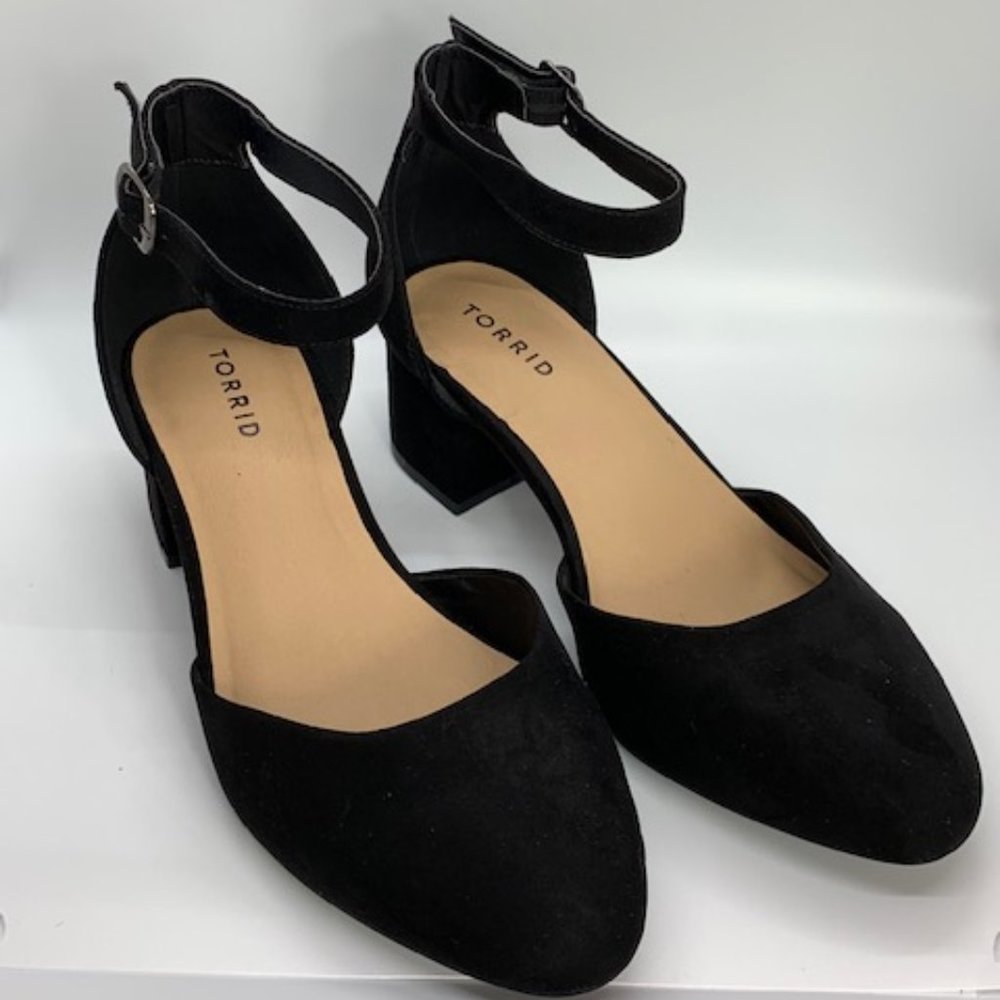 Size 10W, Torrid faux black suede mary jane